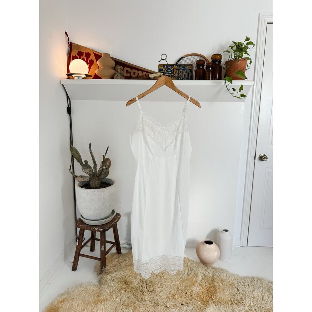 Vintage Youth Farm 70s White Negligee Nighty Dress 38